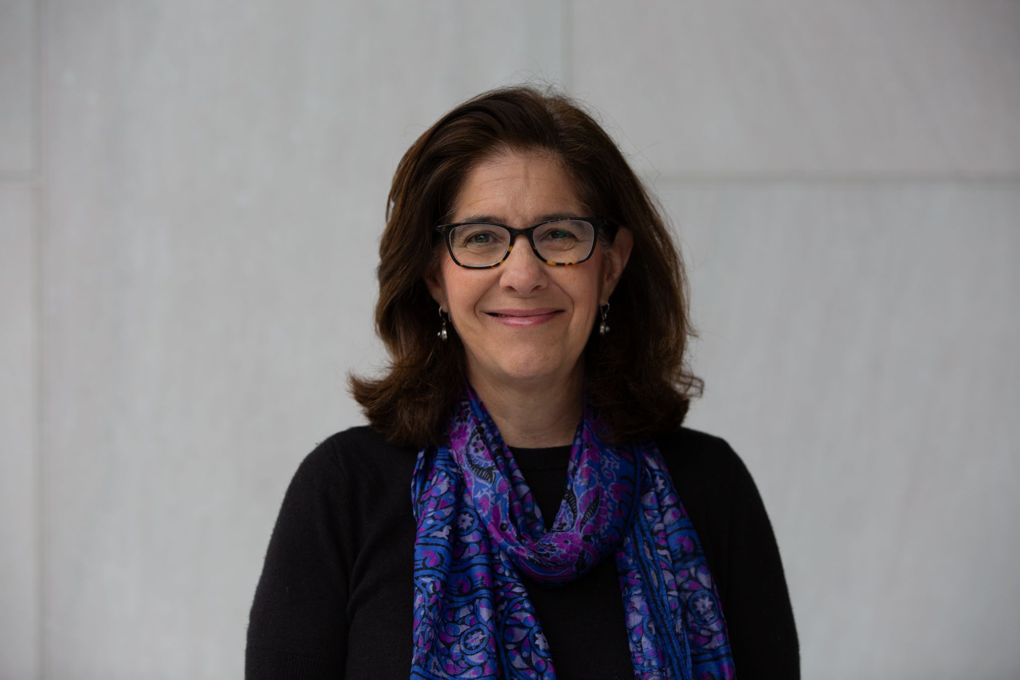 منى يعقوبيان