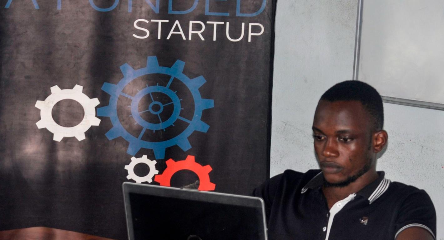 Cameroon’s Fintech Start-ups’ Attitudes Toward and Culture of Cybersecurity