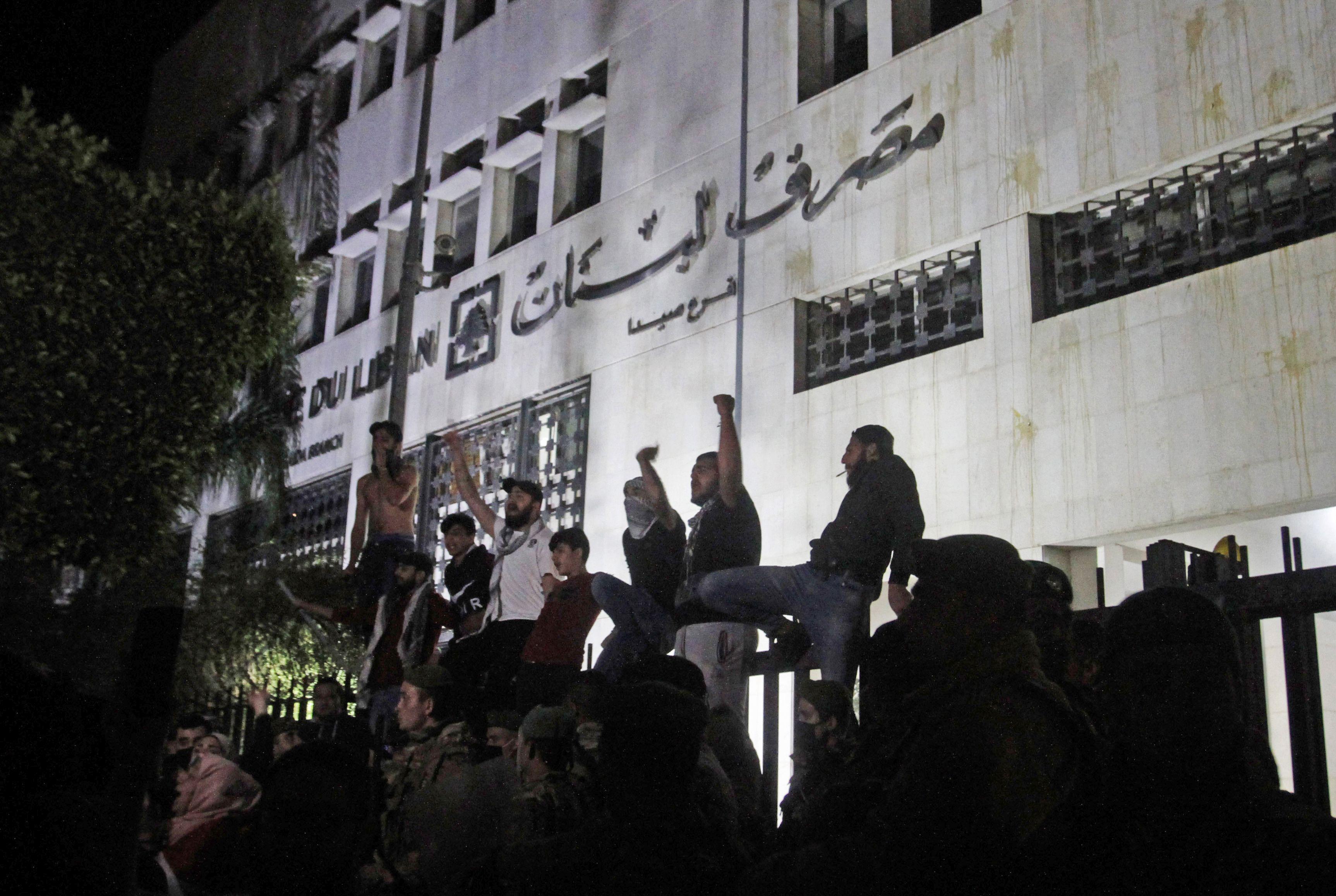 A Grave Crisis, With No Silver Bullet