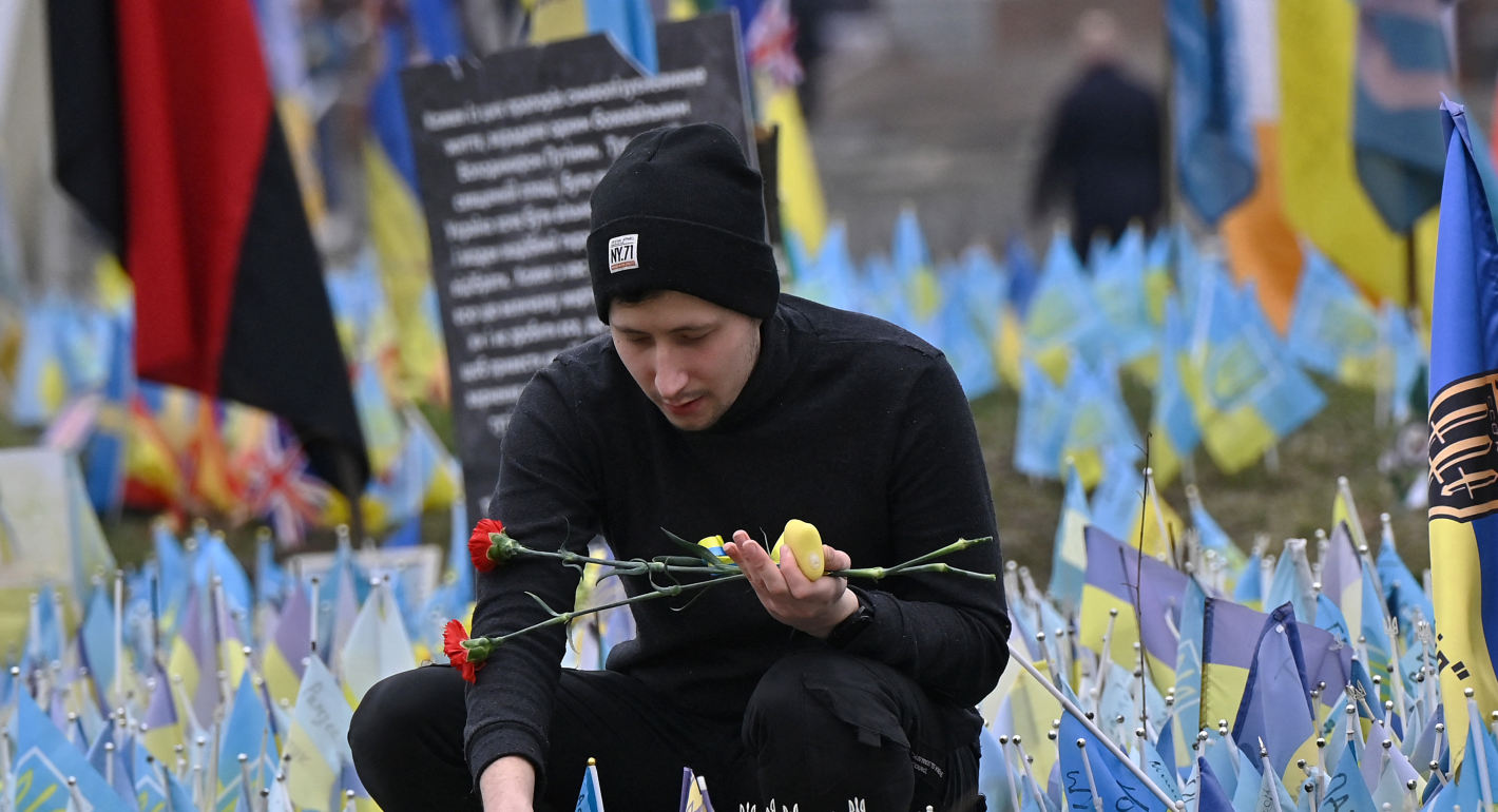 War and Peace: Ukraine’s Impossible Choices